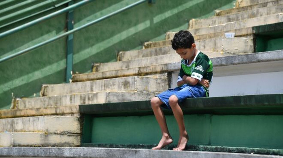 Photo of ہوائی حادثے کے بعد فٹبال کی دنیا میں سوگ