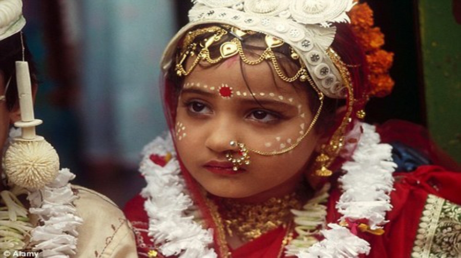 Photo of نیپال میں ہندو پجاری کم عمری کی شادیوں کے خلاف ڈٹ گئے
