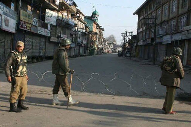 Photo of مقبوضہ کشمیر میں قابض بھارتی فوج کے ہاتھوں 3 کشمیریوں کی شہادت پر سوگ