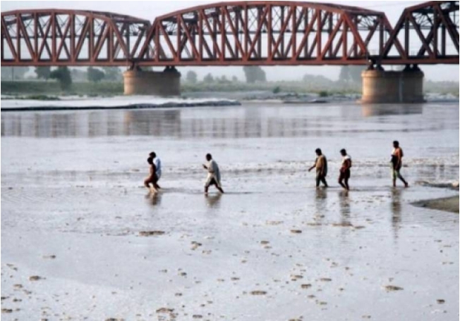 Photo of کلبھوشن کی سزا کے بعد بھارت کا پہلا وار، دریائے چناب میں پانی مزید 2 ہزار کیوسک کم کردیا