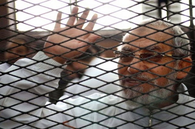 Photo of مصری عدالت نے اخوان المسلمون کے سربراہ محمد بدیع سمیت 3 رہنماﺅں کو عمر قید کی سزا سنا دی