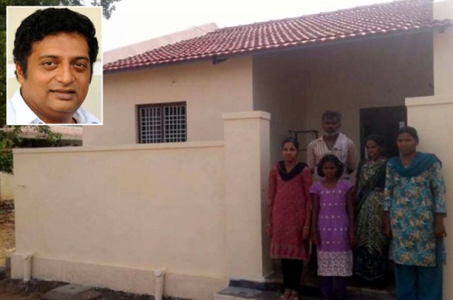 Photo of تلگو فلموں کے اداکار پرکاش راج نے مسلمان خاندان کو گھر تحفے میں دیدیا