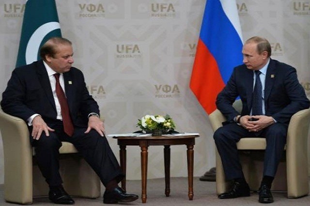 Photo of آستانہ میں وزیراعظم نوازشریف سے روسی صدرولادی میر پیوٹن کی ملاقات