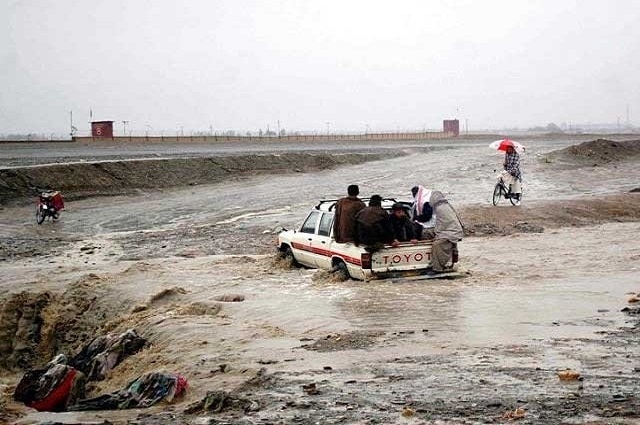 Photo of بلوچستان میں طوفانی بارشوں نے تباہی مچادی، کراچی اور کوئٹہ کا زمینی رابطہ منقطع
