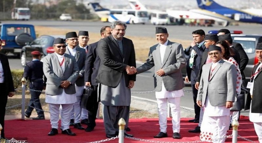 Photo of وزیراعظم شاہد خاقان عباسی 2روزہ دورے پرنیپال پہنچ گئے