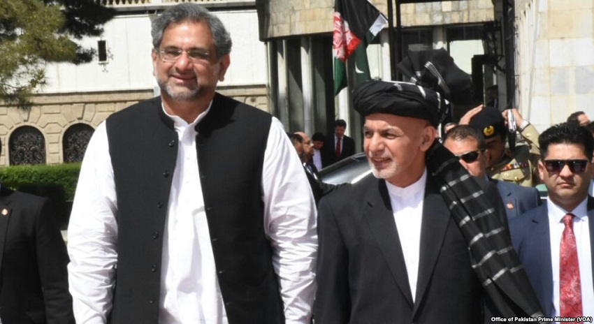 Photo of وزیراعظم پاکستان کا دورہ افغانستان، آپسی مسائل مذاکرات کے ذریعے حل کرنے پہ اتفاق