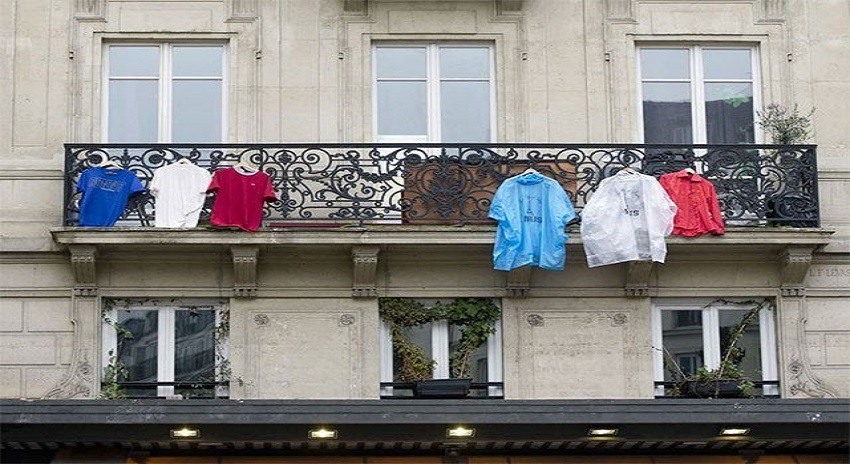 Photo of بالکونی میں کپڑے لٹکانے پہ پابندی کا قانون منظور
