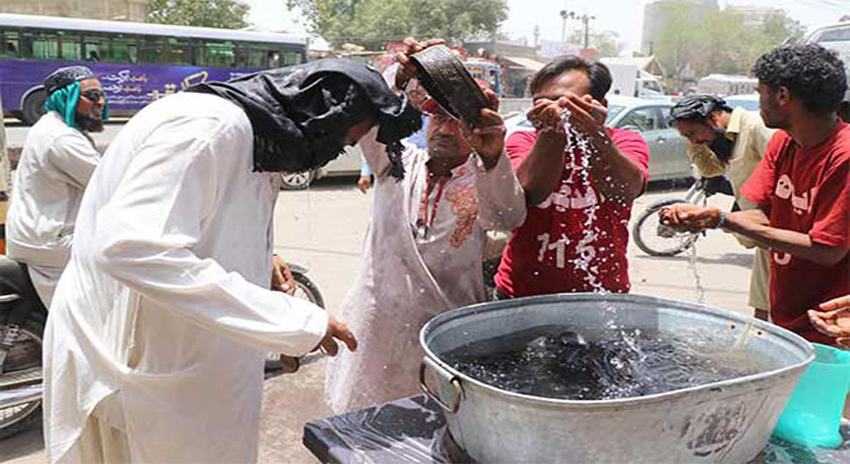 Photo of کراچی میں شدید گرمی، ہیٹ اسٹروک کیمپس نہیں لگائے جا سکے