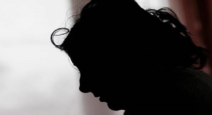 Photo of شادی شدہ خاتون سے اجتماعی زیادتی ، بال کاٹ دیئے
