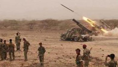 Photo of یمنی فوج کا ریاض میں سعودی فوجی مراکز پر بڑا حملہ