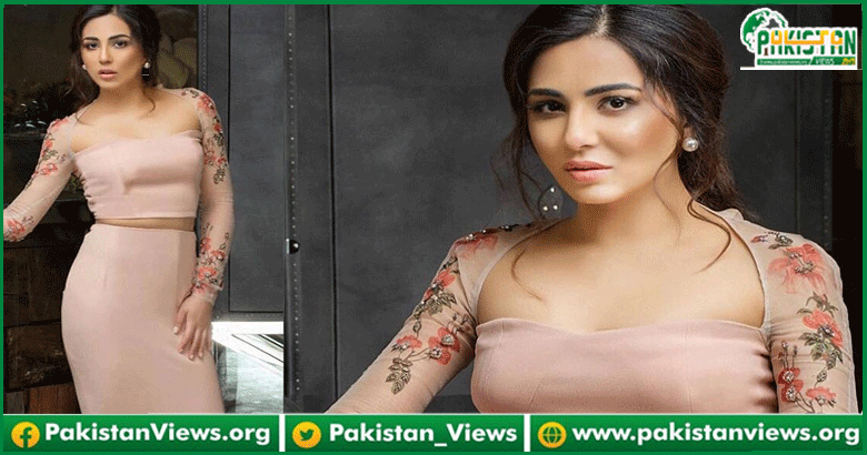 اداکارہ اشنا شاہ بولڈ فوٹو شوٹ کی وجہ سے تنقید کا شکار