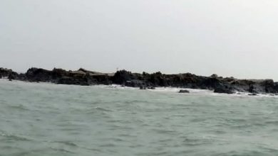 Photo of کُنڈ ملیر کے ساحل کے قریب جزیرہ ابھر آیا