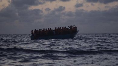 Photo of غیرقانونی تارکینِ وطن کی کشتی الٹنے سے کم ازکم 31 افراد ڈوب کر ہلاک ہوگئے