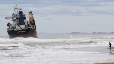 Photo of ساحل پر پھنسنے والے بحری جہاز نے پاکستان کو ’’خدا حافظ‘‘ کہہ دیا