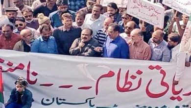 Photo of کراچی: اپوزیشن جماعتوں کا بلدیاتی قانون کے خلاف علامتی دھرنا