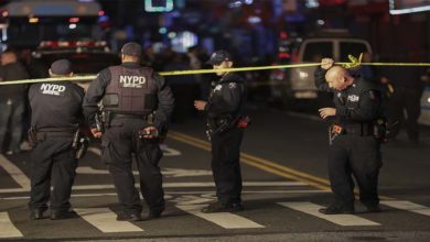 Photo of نیویارک میں پولیس اہلکاروں پرفائرنگ سے ایک اہلکار ہلاک اور دو زخمی