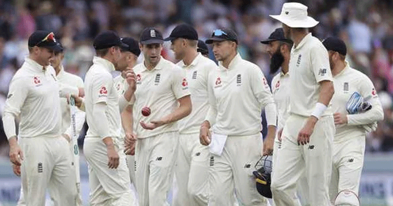 انگلینڈ ٹیم کی ایشز میں عبرتناک شکست ، انگلش میڈیا نے کھلاڑیوں کو آڑے ہاتھوں لیا