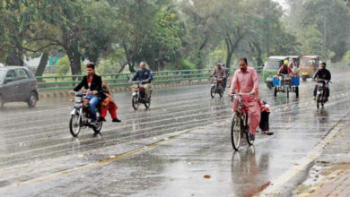 Photo of لاہور : تیز بارش کے باعث گرمی کا زرو ٹوٹ گیا
