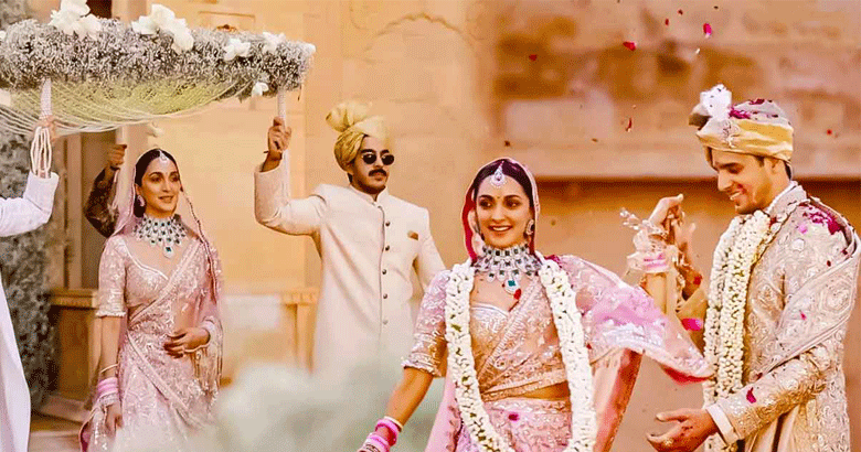 معروف جوڑی سدھارتھ ملہوترا اور کیارا اڈوانی کی شادی کی پہلی ویڈیو منظرِ عام پر آگئی