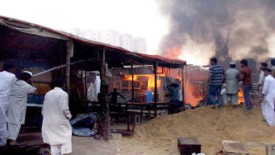 Photo of کراچی: غریب آباد فرنیچر مارکیٹ میں آتشزدگی
