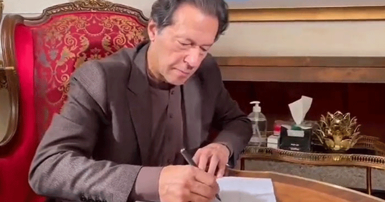 عمران خان کی جان خطرے میں ہے ،چیف جسٹس کو خط لکھ دیا