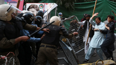 Photo of چیئرمین تحریک انصاف عمران خان کی رہائشگاہ زمان پارک لاہور میں پولیس آپریشن جاری