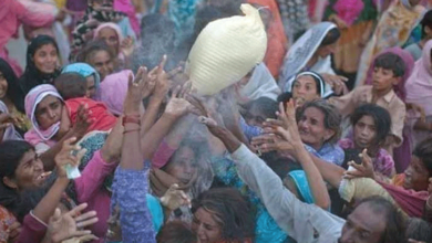 Photo of پنجاب: مفت آٹے کے حصول کیلئے شہریوں کو شدید مشکلات کا سامنا