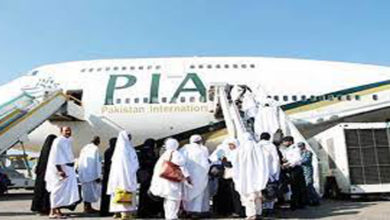 Photo of پہلی حج پرواز عازمین کو لیکر کراچی سے مدینہ پہنچ گئی