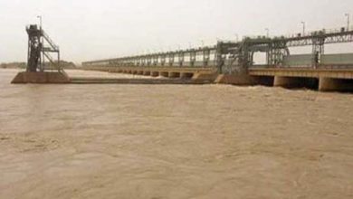 Photo of دریائے سندھ میں چشمہ بیراج پر نچلے درجے کا سیلاب