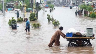 Photo of وسطی پنجاب کے مختلف شہروں میں تیز بارش ، پانی گھروں میں داخل،