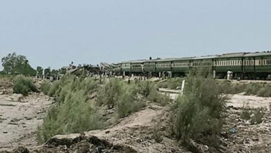 Photo of ہزارہ ایکسپریس حادثے کا شکار ، 22 افراد جاں بحق