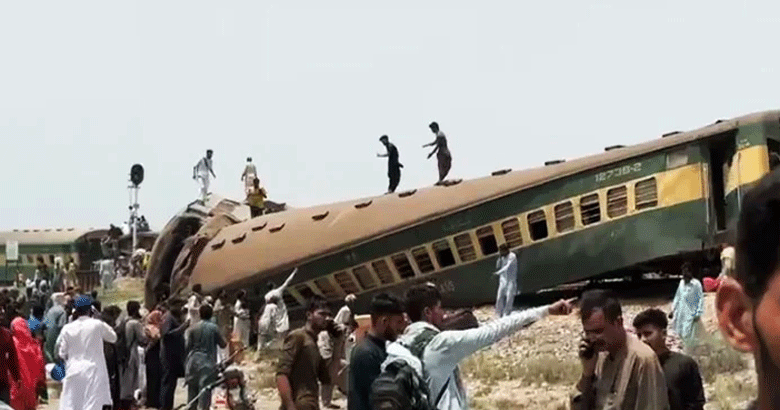 سندھ حکومت نے سرہاری میں ٹرین حادثے کے متاثرین کیلئے امدادی رقوم کا اعلان کردیا