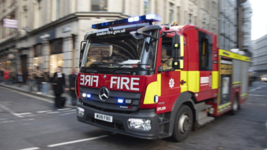 Photo of لندن میں آگ لگنے سے متعدد فلیٹس جل کر راکھ ہوگئے