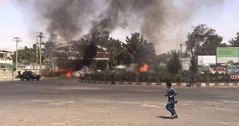 پشاور: ورسک روڈ پر نجی اسکول کے قریب دھماکا، بچوں سمیت 4 افراد زخمی