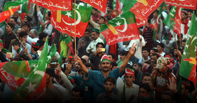 تحریک انصاف ٹکٹوں کی غیر منصفانہ تقسیم پر اختلافات کا شکار، کارکن سراپا احتجاج