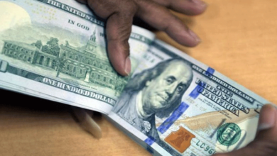 Photo of روپے کے مقابلے میں امریکی ڈالر کی قدر مزید گھٹ گئی