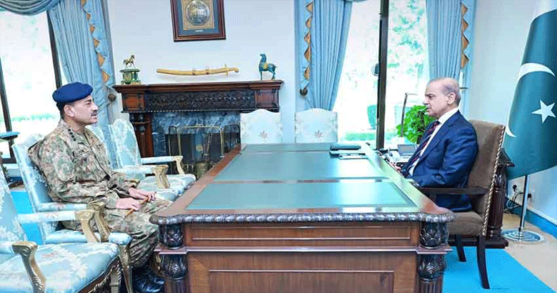 وزیراعظم شہباز شریف سے آرمی چیف کی ملاقات، اہم امور پر تبادلہ خیال