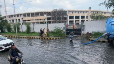 Photo of بارش کے سبب کراچی کا نیشنل اسٹیڈیم جل تھل ہوگیا