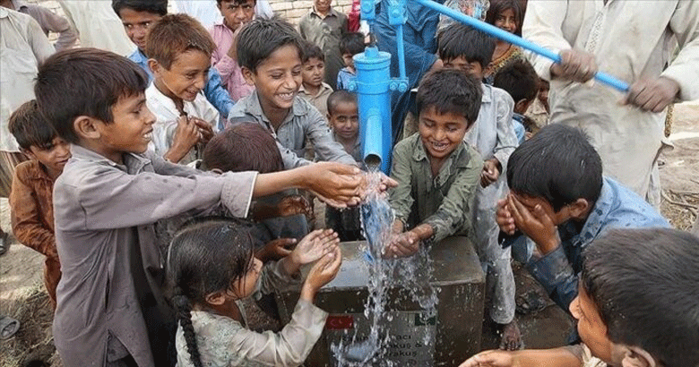 پاک فوج کی جانب سے شمالی وزیرستان کے عوام کیلیے صاف پانی کی سہولت فراہم